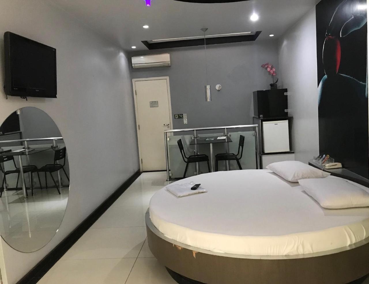 Euro Motel (Adults Only) カンピーナス エクステリア 写真