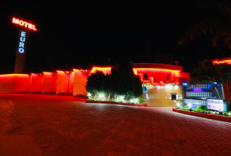 Euro Motel (Adults Only) カンピーナス エクステリア 写真